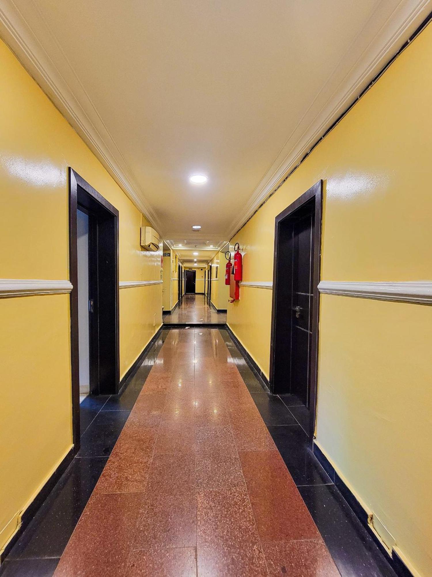Presken K-One Hotel Ikeja Exterior photo